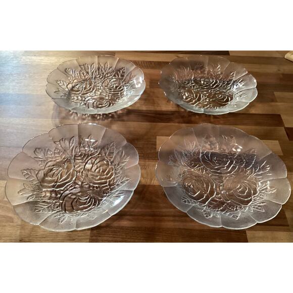 Set 4 Livia by Pasari Crystal Salad Plates Embossed Scalloped Frosted Clear 9” - Picture 1 of 8